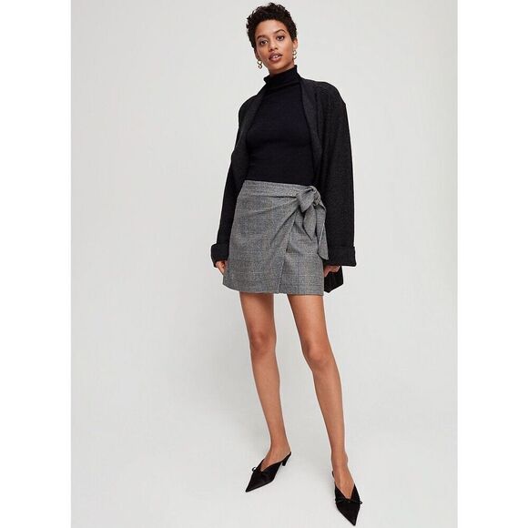 Aritzia Wilfred Dorine Front Wrap Wool Blend Mini Skirt - Picture 2 of 12